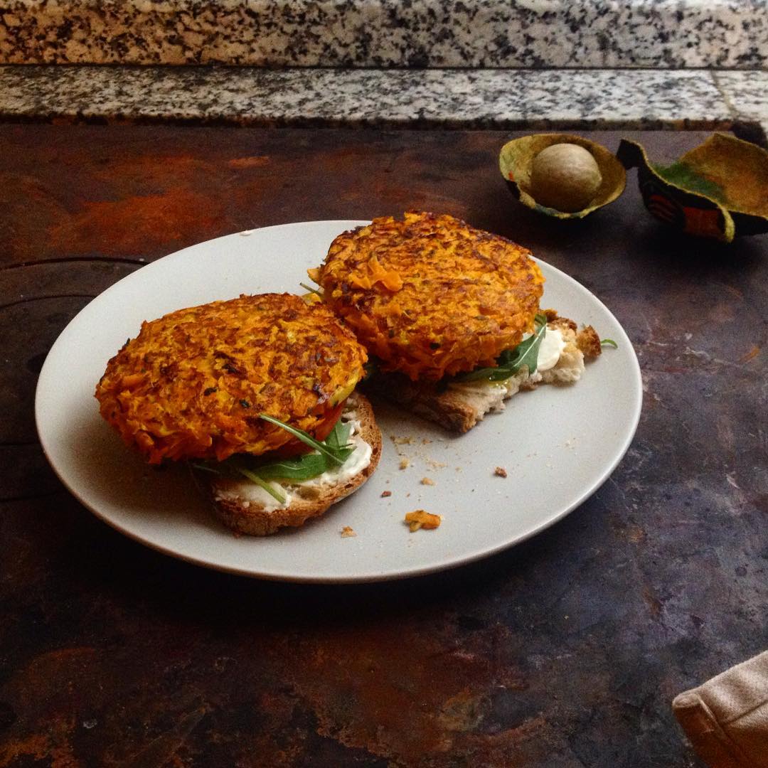 atención a la #vegaburger de zanahoria made in @islacerilla (!)