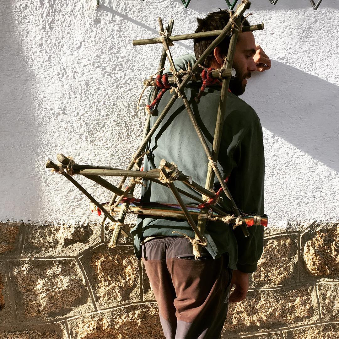 comprar vs crear. #portapedrolos de fresno